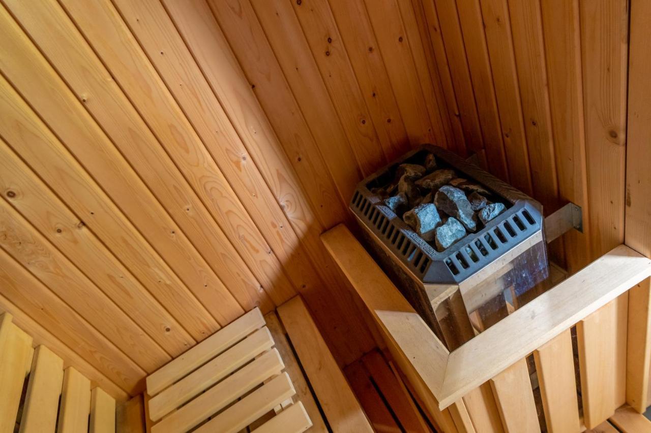 Aangenaam Op De Rijn, Woonboot, Inclusief Prive Sauna Alphen aan den Rijn Exteriér fotografie