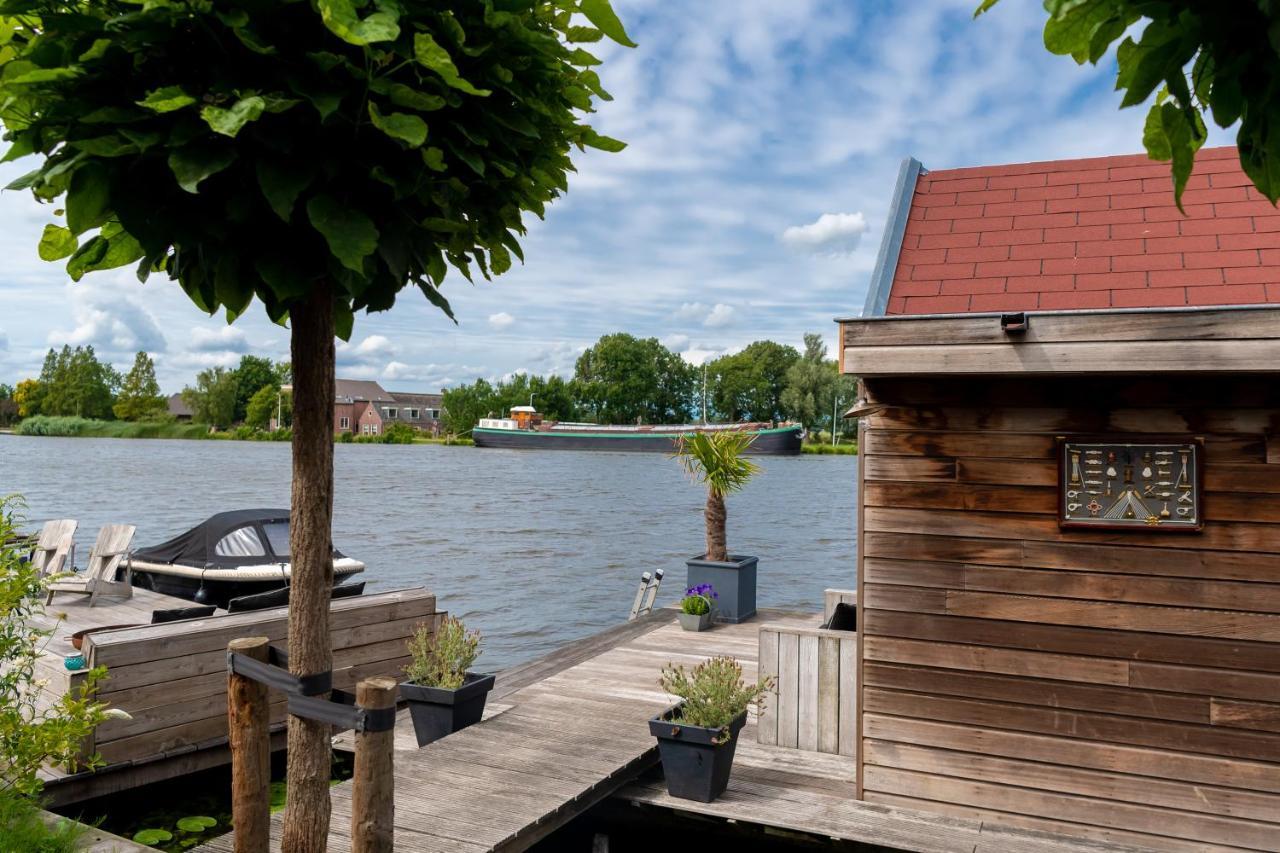 Aangenaam Op De Rijn, Woonboot, Inclusief Prive Sauna Alphen aan den Rijn Exteriér fotografie